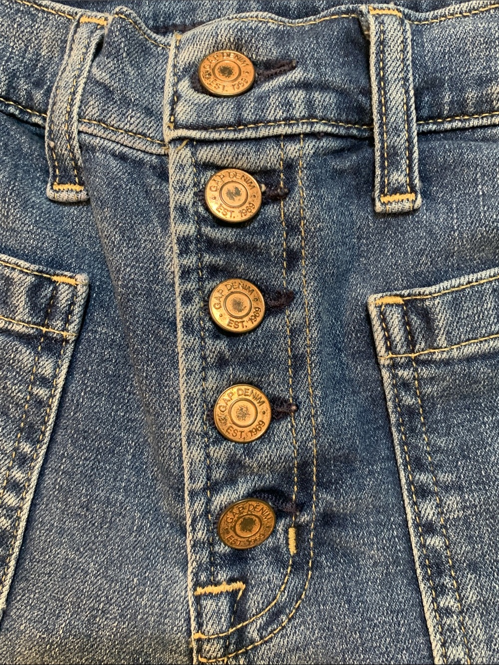 GAP Blue Denim Button-Front Women’s Bermuda Shorts- Girlfriend Short/Mid-rise - Picture 3 of 7